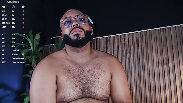 Snapshot of DilanJonnes_ chatting on December 26, 2:55 am DilanJonnes online show from December 26, 2:55 am