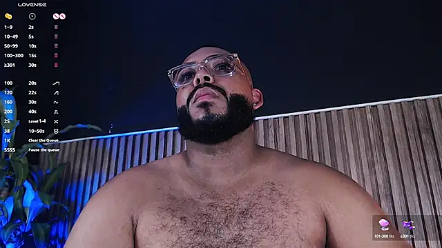 Snapshot of DilanJonnes_ chatting on January 31, 1:43 am DilanJonnes online show from January 31, 1:43 am