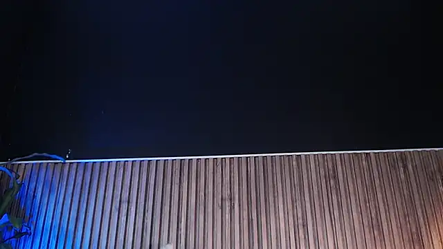 Snapshot of DilanJonnes_ chatting on February 7, 9:58 pm DilanJonnes online show from February 7, 9:58 pm