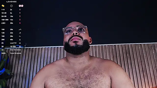 Snapshot of DilanJonnes_ chatting on February 14, 10:58 pm DilanJonnes online show from February 14, 10:58 pm