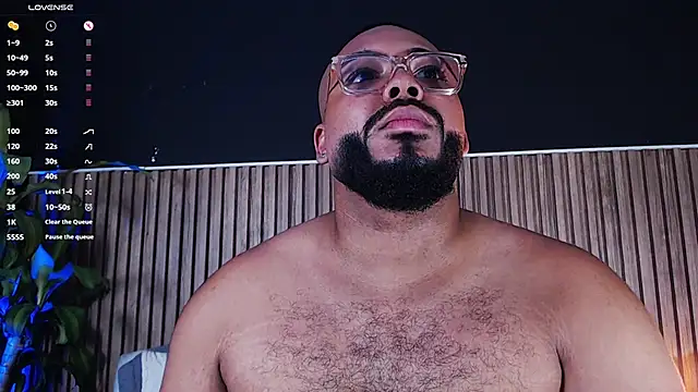 Snapshot of DilanJonnes_ chatting on February 21, 2:17 am DilanJonnes online show from February 21, 2:17 am