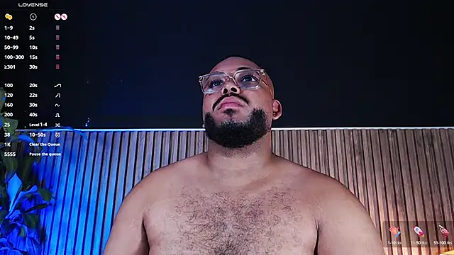 Snapshot of DilanJonnes_ chatting on March 13, 3:11 am DilanJonnes online show from March 13, 3:11 am