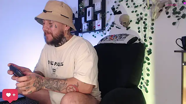 Ash gusbig online show from December 7, 3:25 am