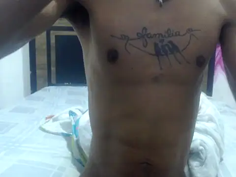 AlbertBigCock online show from May 14, 11:33 pm