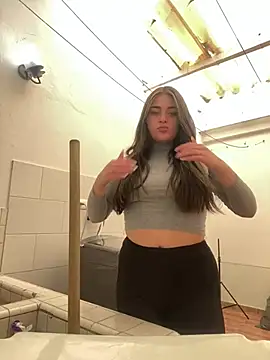 Snapshot of cattaleya___ chatting on March 5, 2:45 pm cattaleya online show from March 5, 2:45 pm