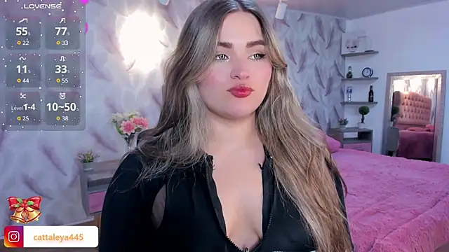 Snapshot of cattaleya___ chatting on November 29, 3:31 am cattaleya online show from November 29, 3:31 am