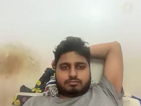 Snapshot of RyanHoran69@xh chatting on November 4, 4:44 am RyanHoran69xh online show from November 4, 4:44 am