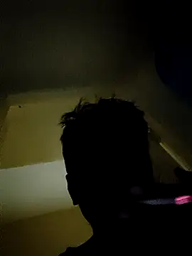 Snapshot of Satheesh_2000@xh chatting on March 12, 4:24 pm Satheesh 2000xh online show from March 12, 4:24 pm