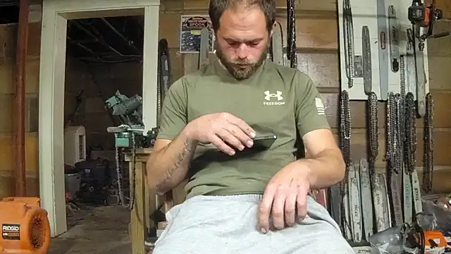 Bigoleslong98765 online show from October 23, 4:12 am