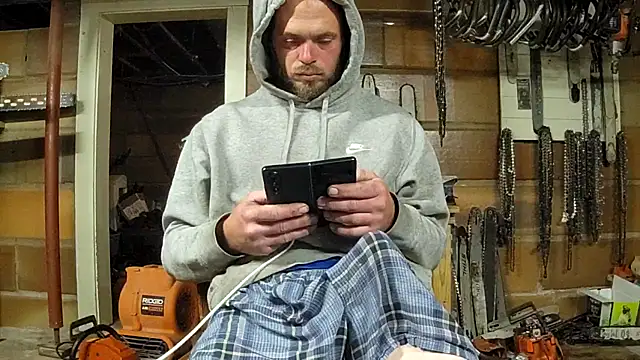 Bigoleslong98765 online show from November 15, 7:05 am