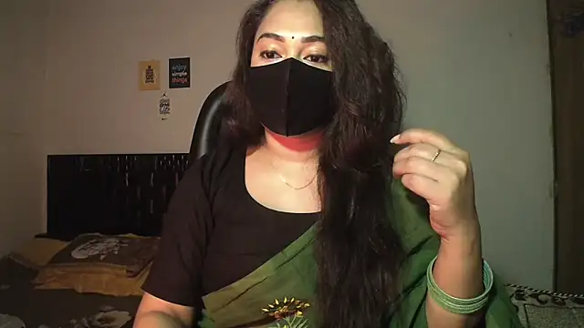 Most-Beautiful-Queen online show from February 9, 7:40 pm