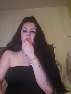 Snapshot of Britishbella chatting on February 28, 6:41 pm Britishbella online show from February 28, 6:41 pm