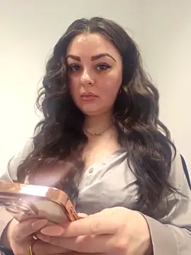 Britishbella online show from February 5, 3:16 pm