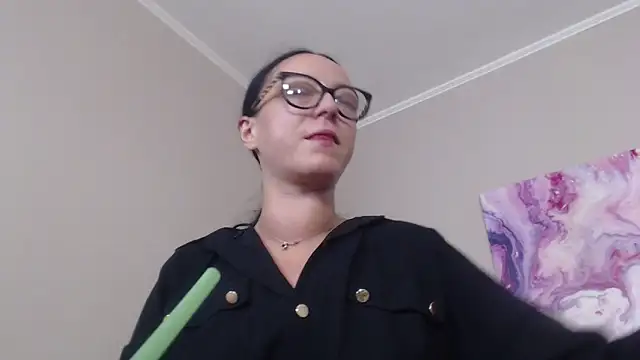 Snapshot of IzabelllNoir chatting on June 28, 3:45 am IzabelllNoir online show from June 28, 3:45 am