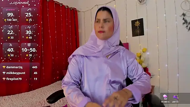 AishaAmin  online show from October 18, 4:19 pm