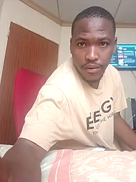 Snapshot of T0xic-Vee chatting on March 15, 10:32 am T0xic-Vee online show from March 15, 10:32 am