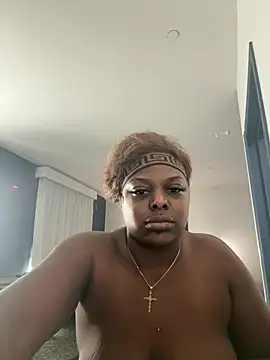 JoWheelsss online show from February 26, 9:58 pm