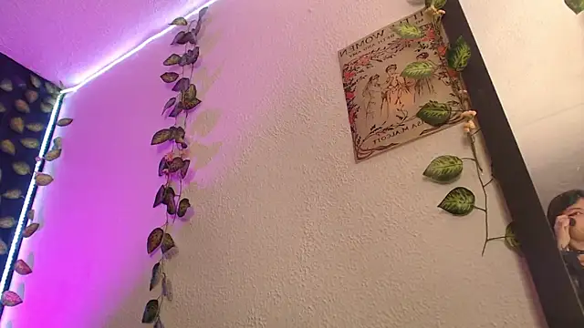 niakat  online show from March 21, 3:22 am