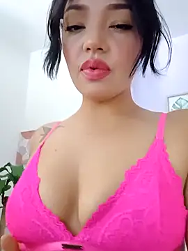 Snapshot of Sara_LipsX chatting on September 10, 3:34 pm Sara LipsX online show from September 10, 3:34 pm