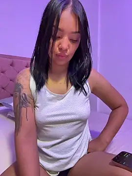 Snapshot of Sara_LipsX chatting on June 2, 2:46 am Sara LipsX online show from June 2, 2:46 am
