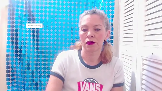 electra-mommy online show from November 23, 12:05 pm