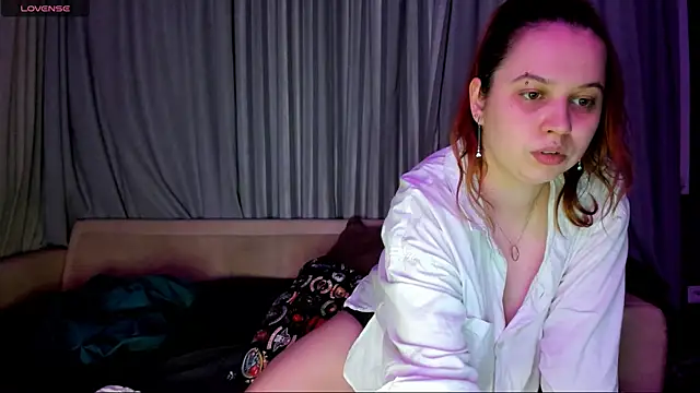 Snapshot of U_Wet_dreamS chatting on December 15, 4:26 pm U Wet dreamS online show from December 15, 4:26 pm