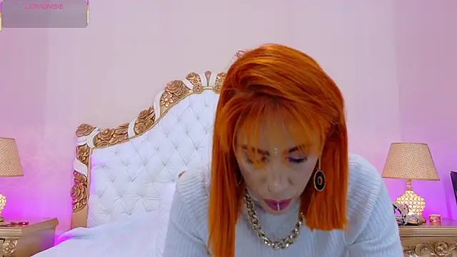 AdelinaVans online show from October 10, 11:42 am