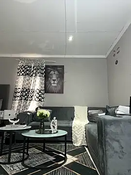 Snapshot of Bootyfulbarbiie chatting on December 28, 7:55 am Bootyfulbarbiie online show from December 28, 7:55 am