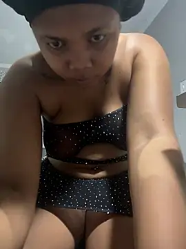 Snapshot of Bootyfulbarbiie chatting on January 22, 11:43 pm Bootyfulbarbiie online show from January 22, 11:43 pm