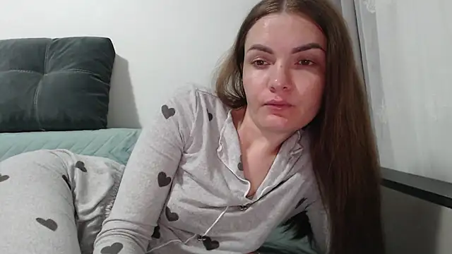 Snapshot of _JustmeHere_ chatting on July 15, 7:52 pm JustmeHere online show from July 15, 7:52 pm