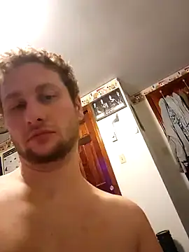 Snapshot of Seymour93 chatting on December 12, 12:27 am Seymour93 online show from December 12, 12:27 am