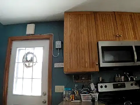 Snapshot of Seymour93 chatting on February 3, 2:24 pm Seymour93 online show from February 3, 2:24 pm