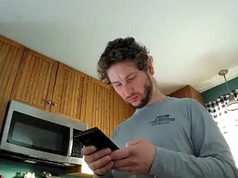 Snapshot of Seymour93 chatting on February 22, 12:40 pm Seymour93 online show from February 22, 12:40 pm