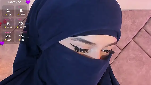 anna-henao online show from November 24, 7:24 pm