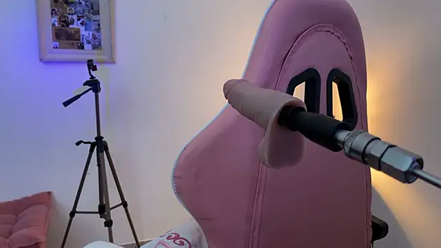 Snapshot of SweetPaige_ chatting on February 28, 2:18 pm SweetPaige online show from February 28, 2:18 pm