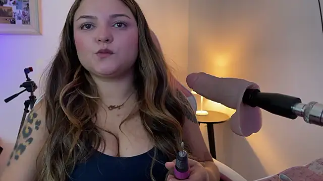 Snapshot of SweetPaige_ chatting on March 11, 3:40 pm SweetPaige online show from March 11, 3:40 pm