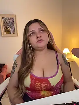 Snapshot of SweetPaige_ chatting on March 28, 2:22 am SweetPaige online show from March 28, 2:22 am