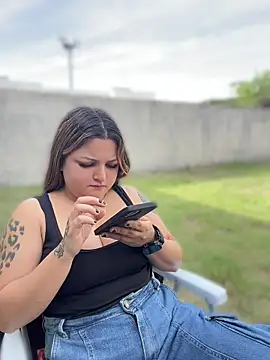 Snapshot of SweetPaige_ chatting on April 15, 12:12 pm SweetPaige online show from April 15, 12:12 pm
