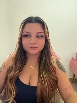 Snapshot of SweetPaige_ chatting on May 13, 6:16 pm SweetPaige online show from May 13, 6:16 pm