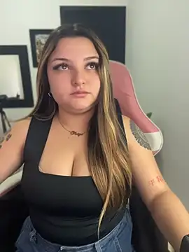 SweetPaige  online show from June 28, 1:06 pm