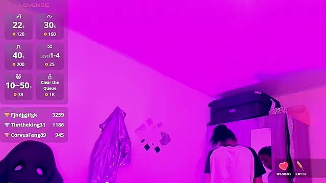 naomy  xx online show from May 7, 3:23 am