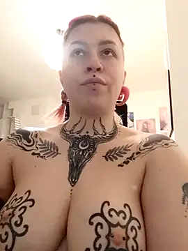 divine eve online show from March 9, 6:43 pm