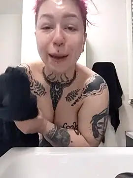 divine eve online show from March 21, 11:12 am