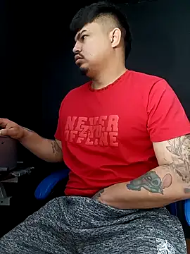 Snapshot of DickMasterfindom chatting on February 26, 3:16 am DickMasterfindom online show from February 26, 3:16 am