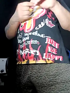 Snapshot of DickMasterfindom chatting on March 4, 3:01 am DickMasterfindom online show from March 4, 3:01 am