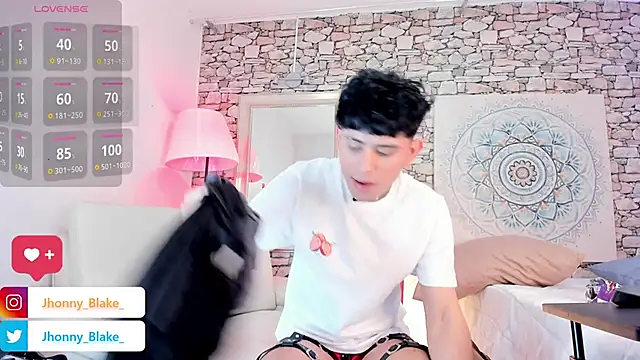 Jhonny-Blake online show from March 12, 9:03 pm