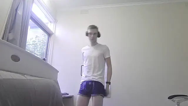 Snapshot of bluegaze6 chatting on October 10, 8:30 pm bluegaze6 online show from October 10, 8:30 pm