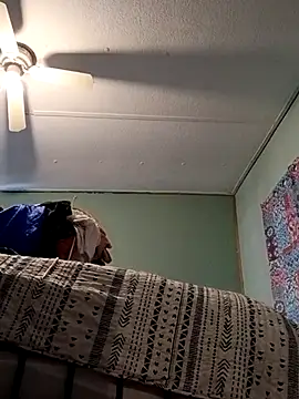 Snapshot of selfmadestud chatting on February 14, 5:21 pm selfmadestud online show from February 14, 5:21 pm