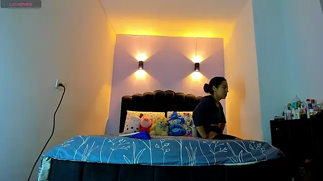 Snapshot of Sofia_Clauss_ chatting on January 14, 4:07 am Sofia Clauss online show from January 14, 4:07 am