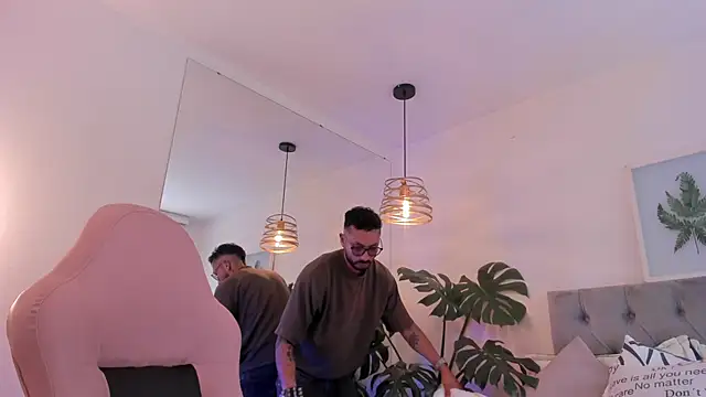 Tom cooper  online show from November 9, 1:20 pm